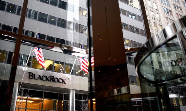 Прибыль BlackRock в I