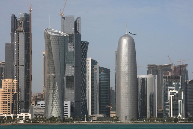 Банки Катара успешно