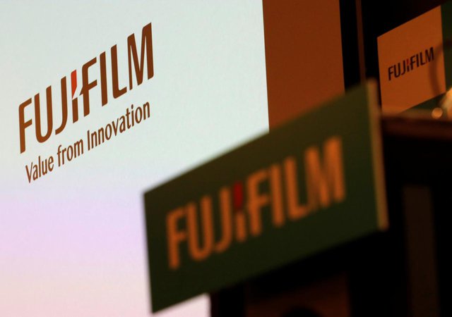 Fujifilm подала иск