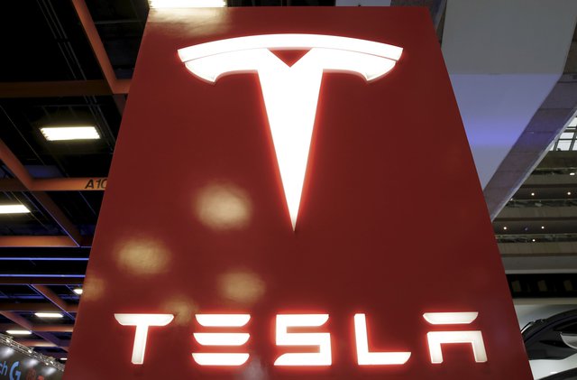 Tesla сократит бизнес по