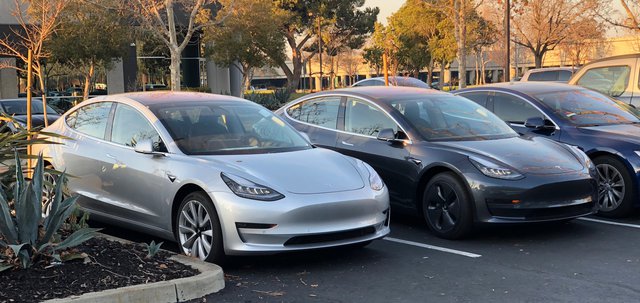 Tesla: выпуск Model 3