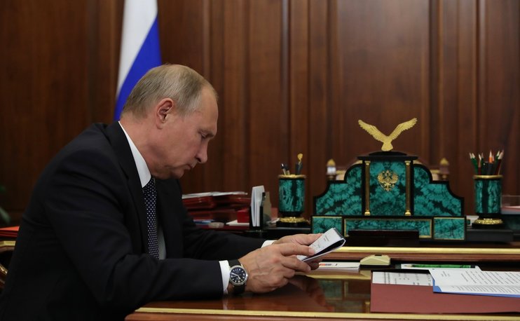 Путин подписал закон о