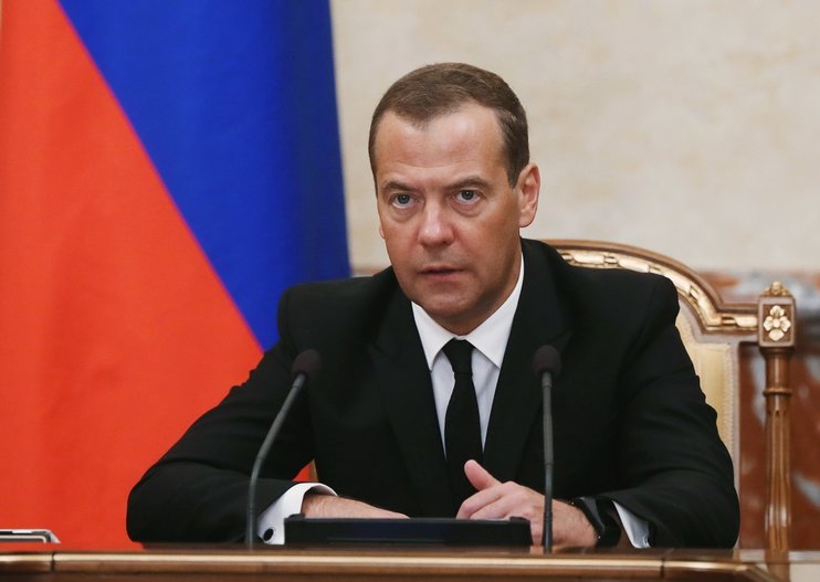 Медведев: санкции и