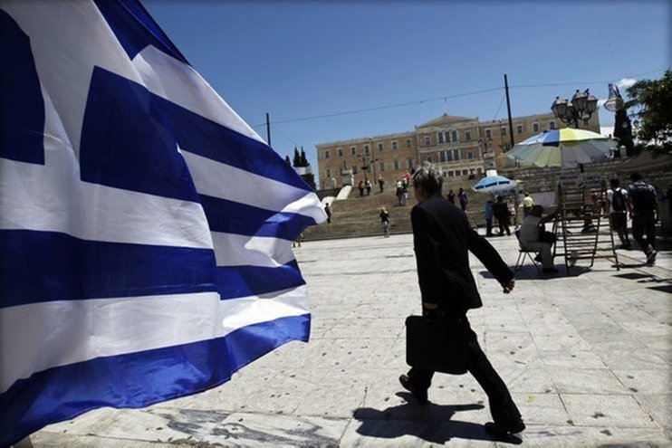 Греция осенью снимет