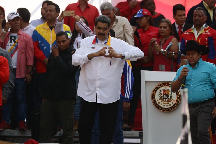 Мадуро обвинил оппозицию