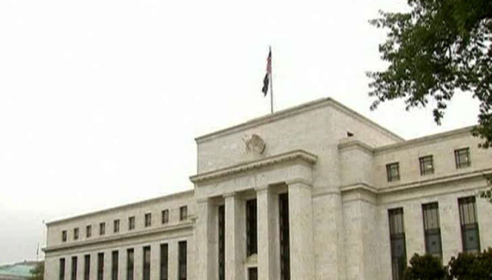 ФРС оставила монетарную