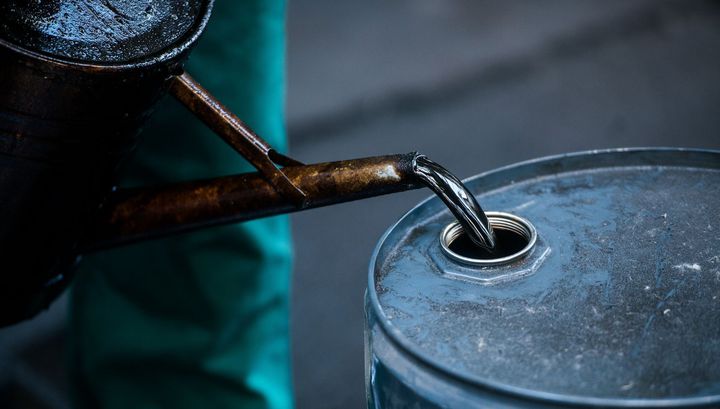 Цены на нефть снова