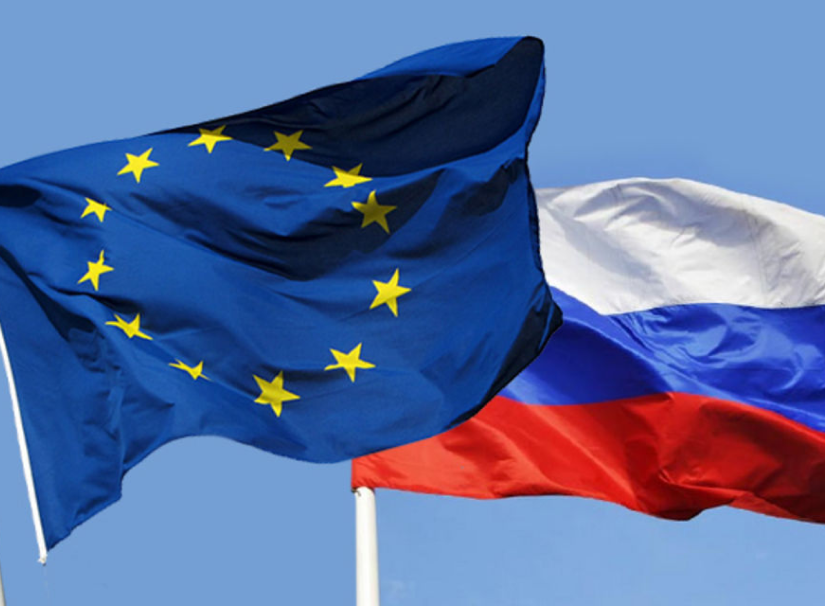 В ЕС обсуждают опцию исключения россиян до 25 лет из-под визовых ограничений